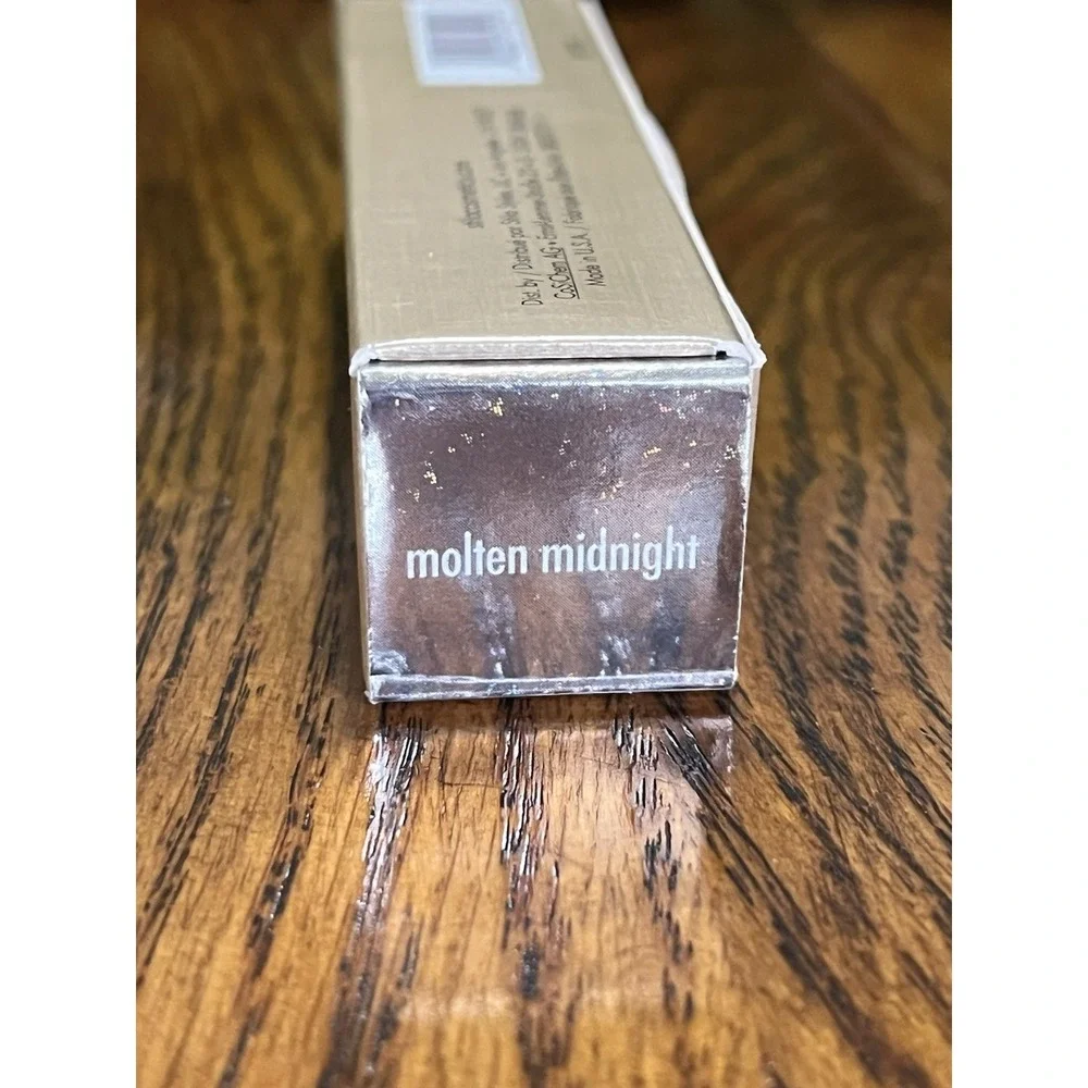 Stila‎ Magnificent Metals Glitter & Glow Liquid Eye Shadow - Molten Midnight